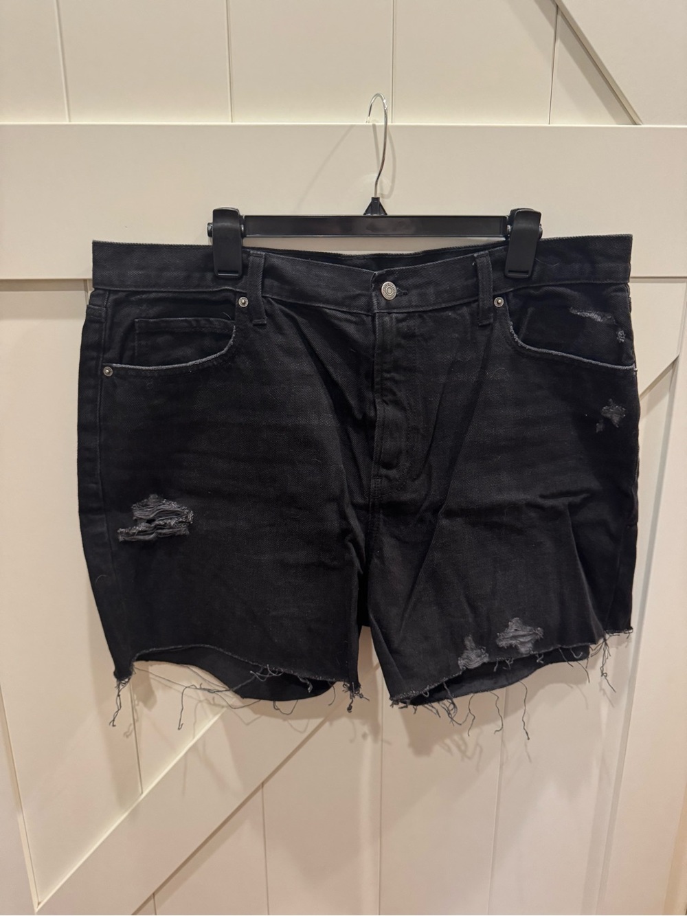 Old Navy Black Distressed Women's Denim Shorts